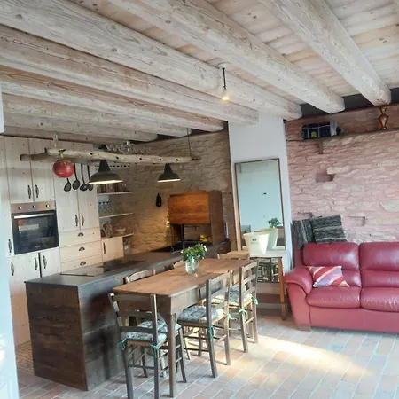بيت للعطل Asolo E Monte Grappa Casa Dona